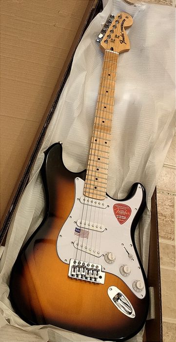 Электро-гитара Fender Stratocaster.