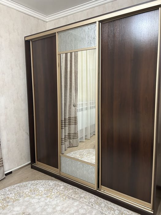Продам шифонер купе