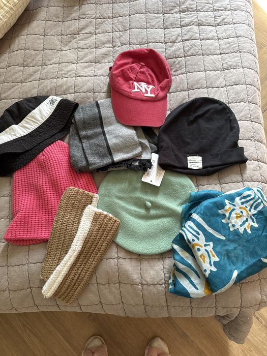 Головные уборы, шарфы