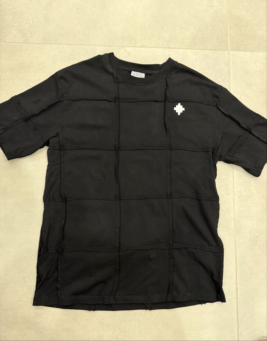 Маркови Тениски отговарящи на размер Л