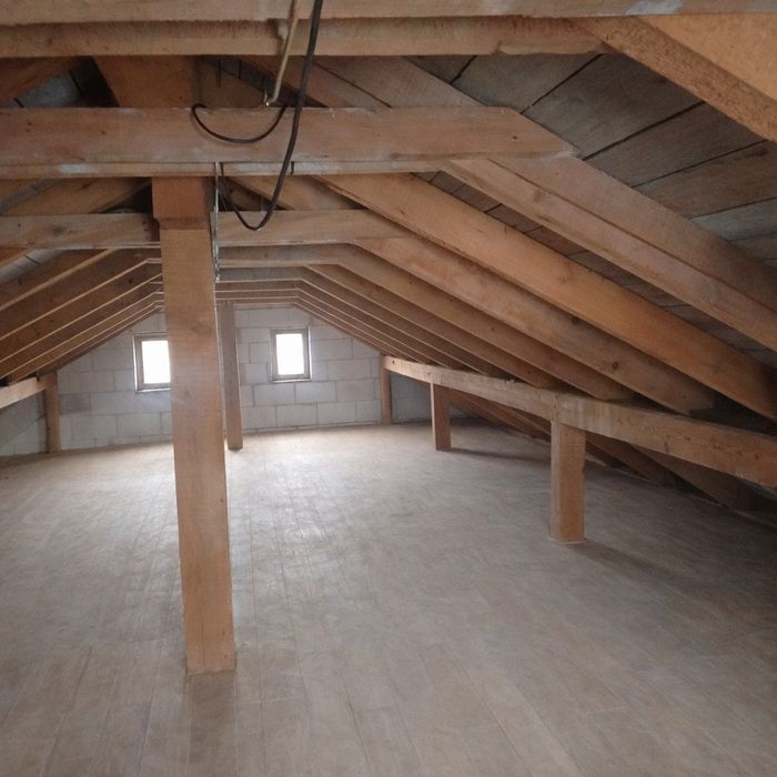 Casa cu potențial mare, investiție, variante!