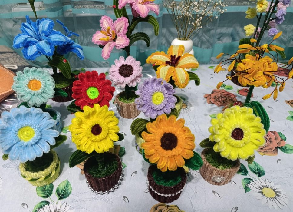 Цветы из синильной проволоки