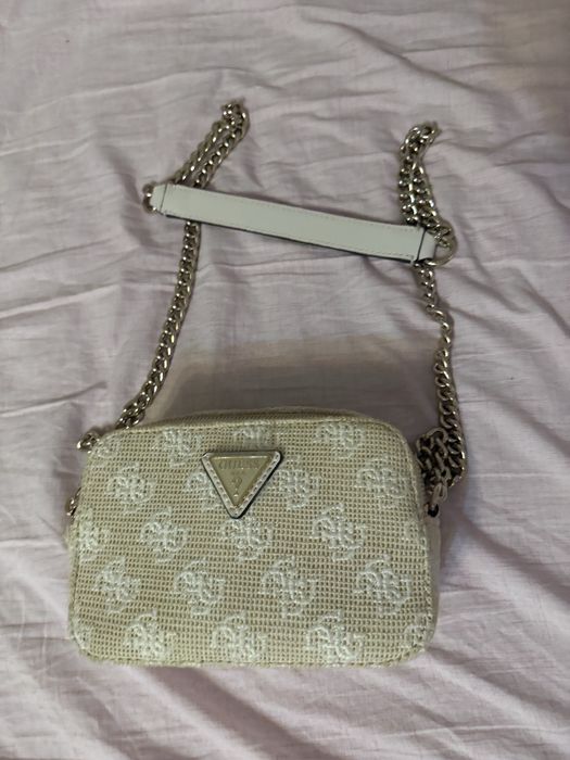 Оригинална GUESS чанта