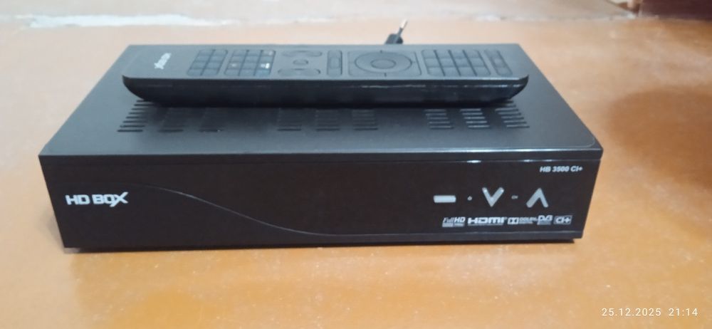 Продае́тся HD BOX  HB 3500 CI+