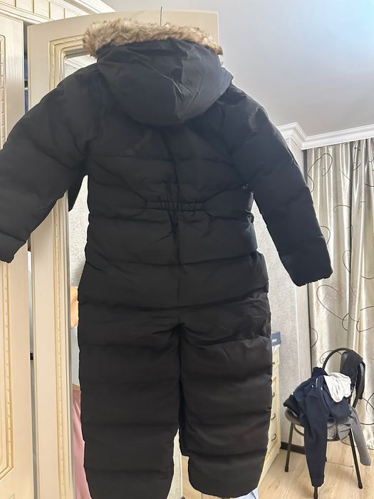 Продам комбинезон  зима на мальчика.