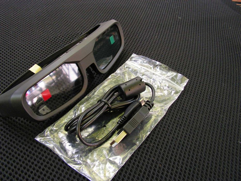 Оригинални, чисто нови 3D очила Epson ELPGS03 RF