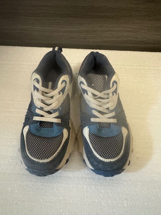 Adidasi incaltaminte copii (baieti) Skechers (1pereche) Geox (2 perechi)  Vans (1 pereche)  Zara (1pereche) Okaidi (1) Le coq sportif (1)numarul 34