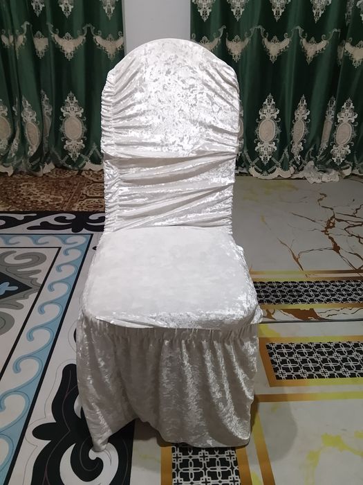 Чехол для стулья б / у.