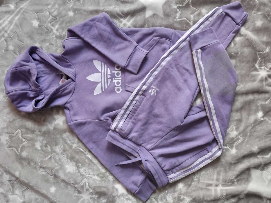 Детски екипи Адидас