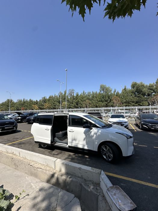 Bestune Nat E 05 ev401