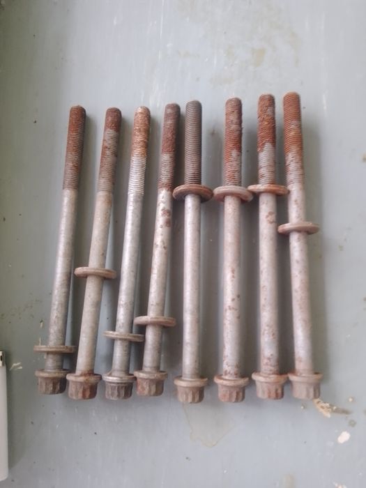 Кулиса, шпильки Субару Аутбэк В3