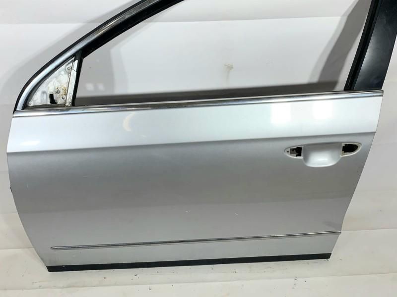 Portiera usa stanga fata Volkswagen Passat B6 3C Break culoare arginti