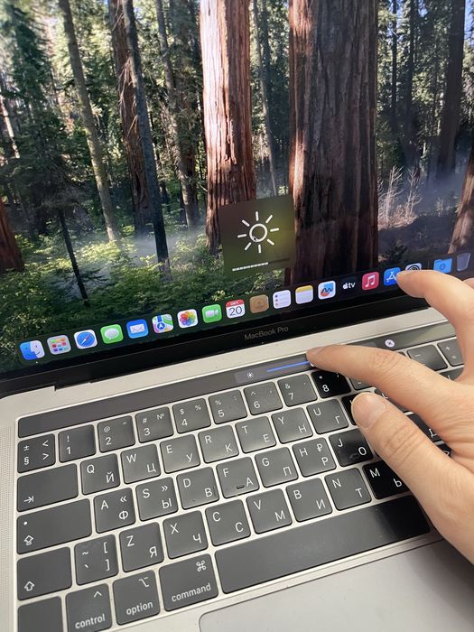 Продам MacBook Pro 13” 2019