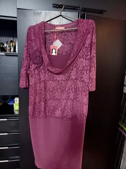 Продам платье женское