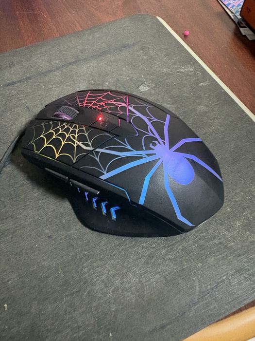 Vand laptop bun pentru cs2(descrierea)
