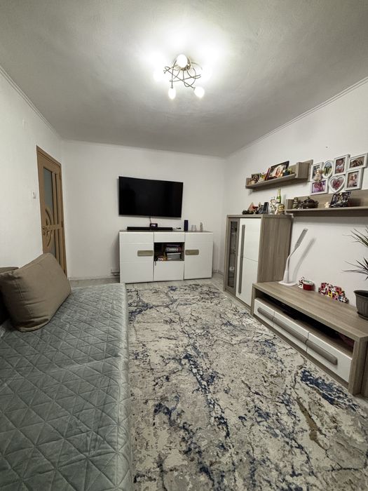 Vand apartament  Cart Stefan cel Mare  Sacele  Brasov