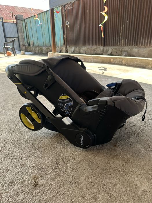 Автолюлька коляска