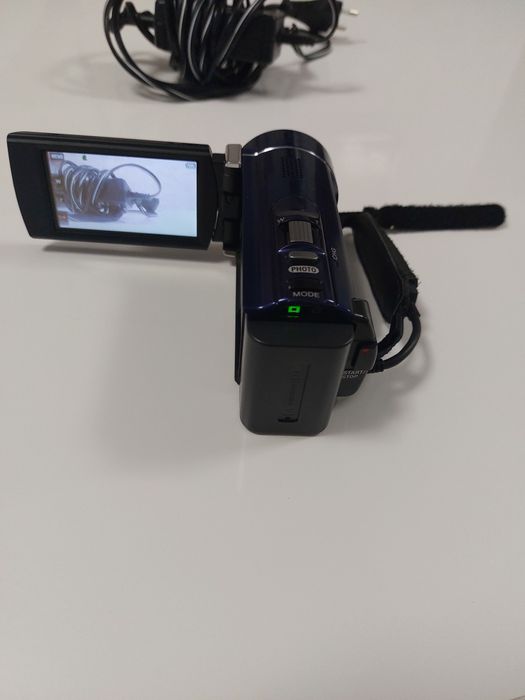 Sony Handycam HDR-CX200 Full HD – Carl Zeiss 30x Zoom – Stare foarte b