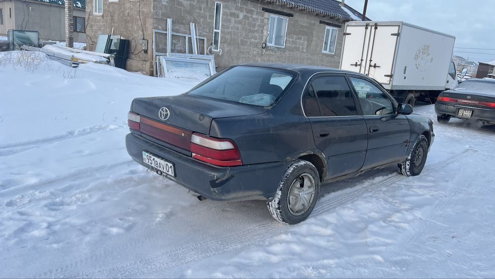 Тойота каролла 1.3 об