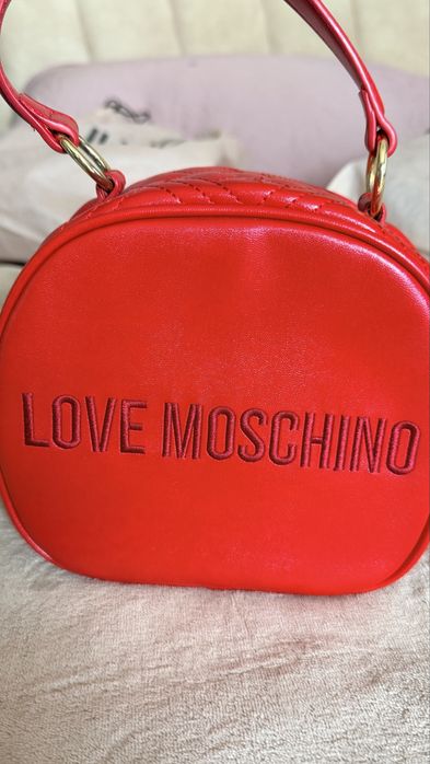 Чанта love moschino
