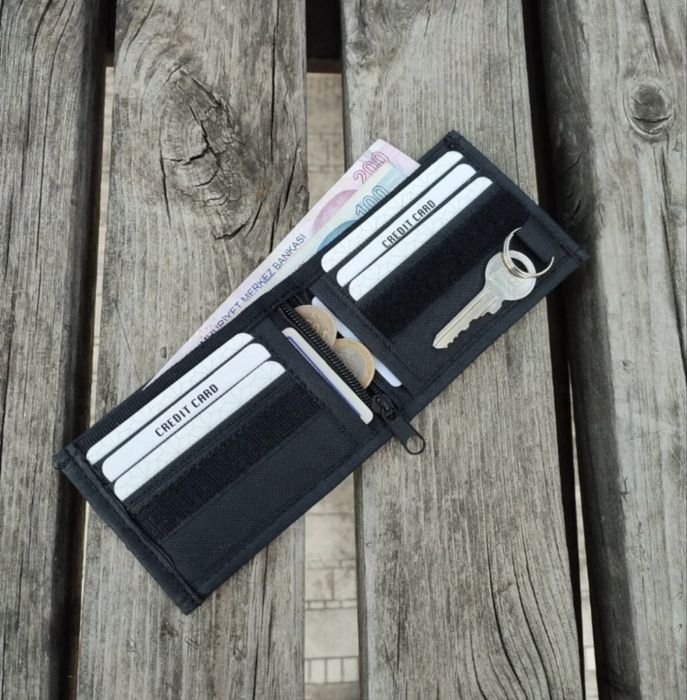 Portofel Slim Nou! Schimb