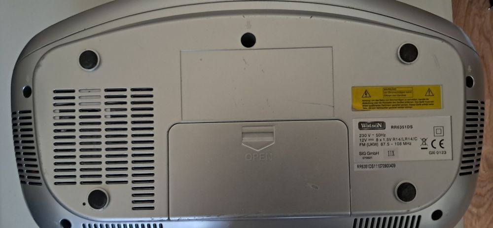 Bomboox Watson( dvd, radio  casetofon recorder)