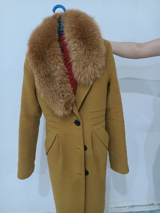 Әйелдер пальтосы сатылады