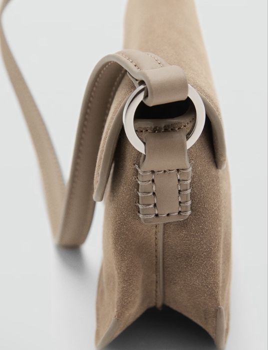 Замшевая сумка на плечо Mango