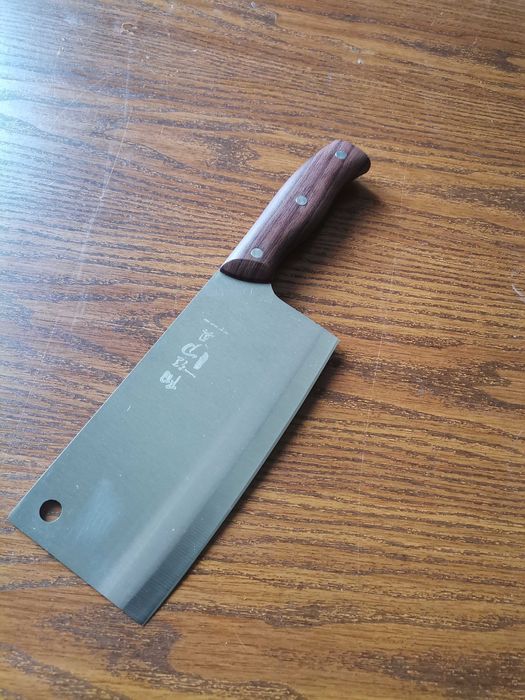 Масивни кухненски сатъри