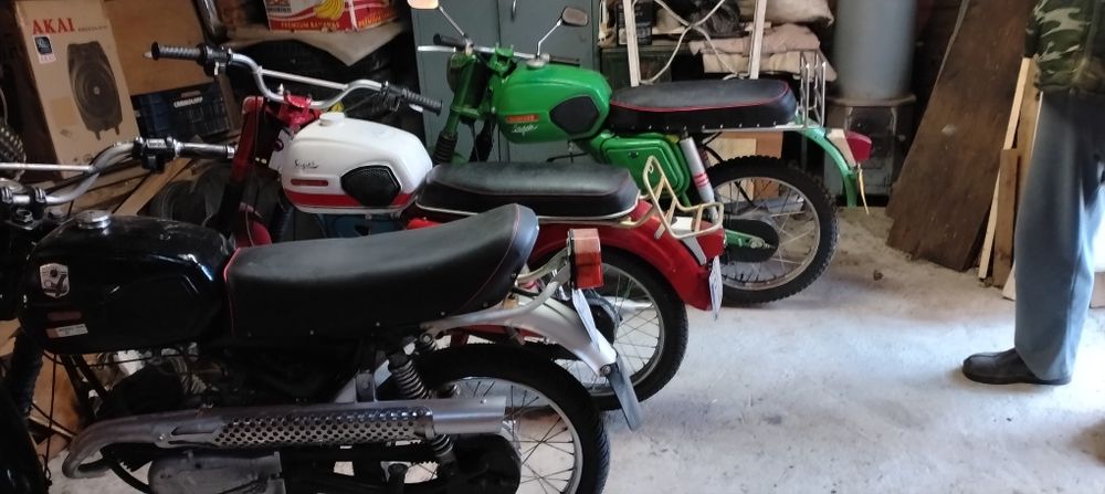 Motociclete mobra și hoinar