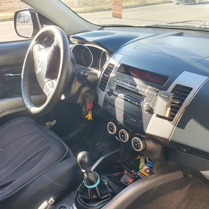 Devânzare Mitsubishi outlander 2.0