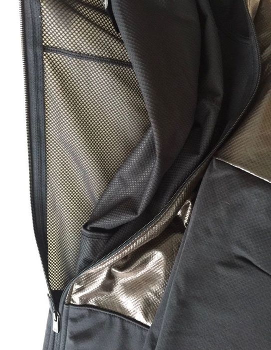 Under Armour • USA