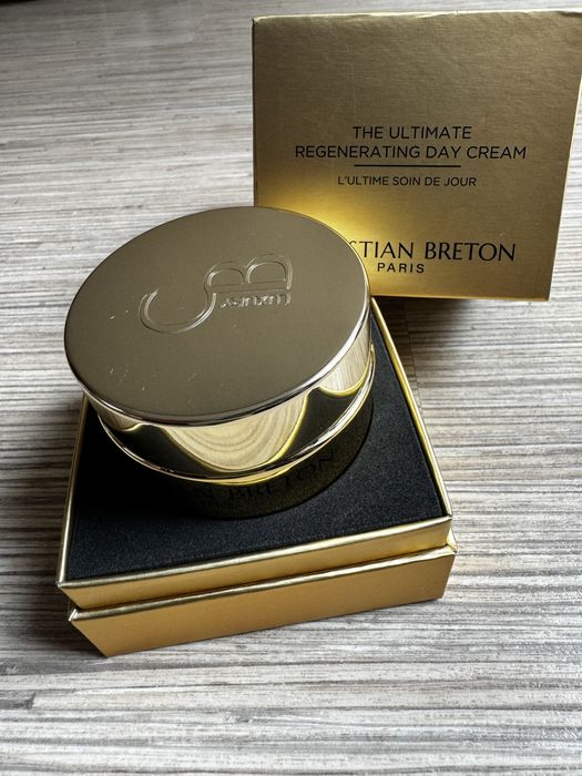 Крем за лице на Christian Breton