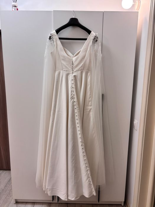 Rochie mireasa 42