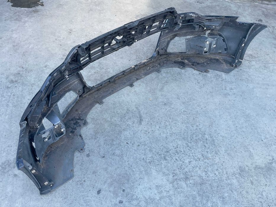 Bara fata Audi A6 C7 S Line cu defect - vezi poze