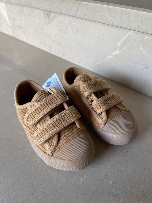 Нови детски обувки Mango