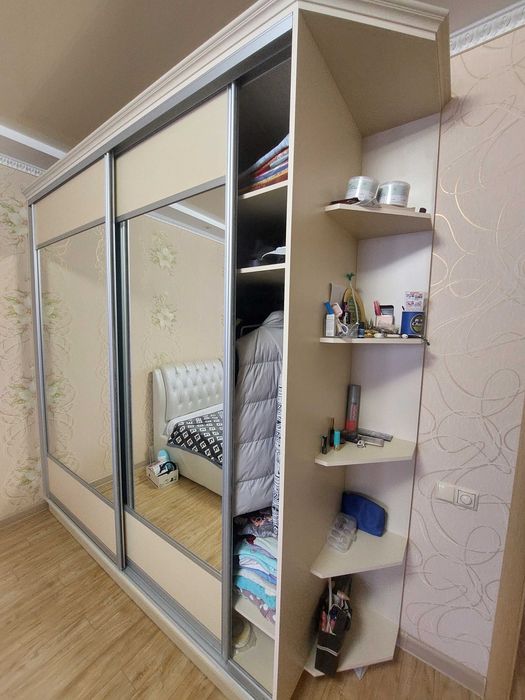 Шкаф платяной натуральный