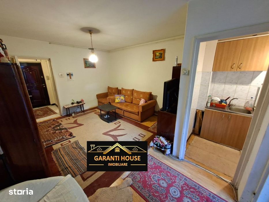 Independentei, etaj 1, garsoniera spatioasa, 46 000€ negociabil