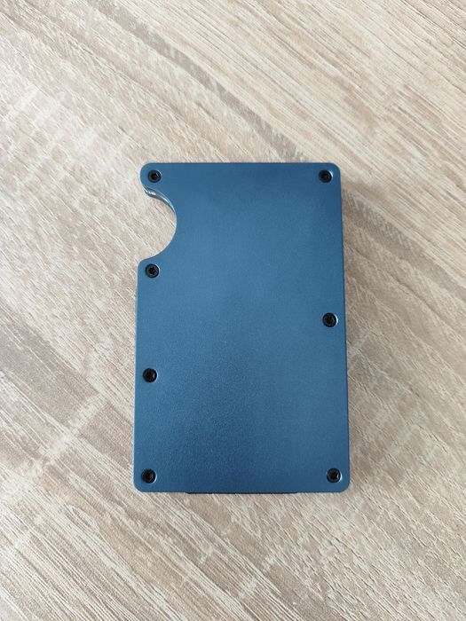 Портфейл с до 15 карти