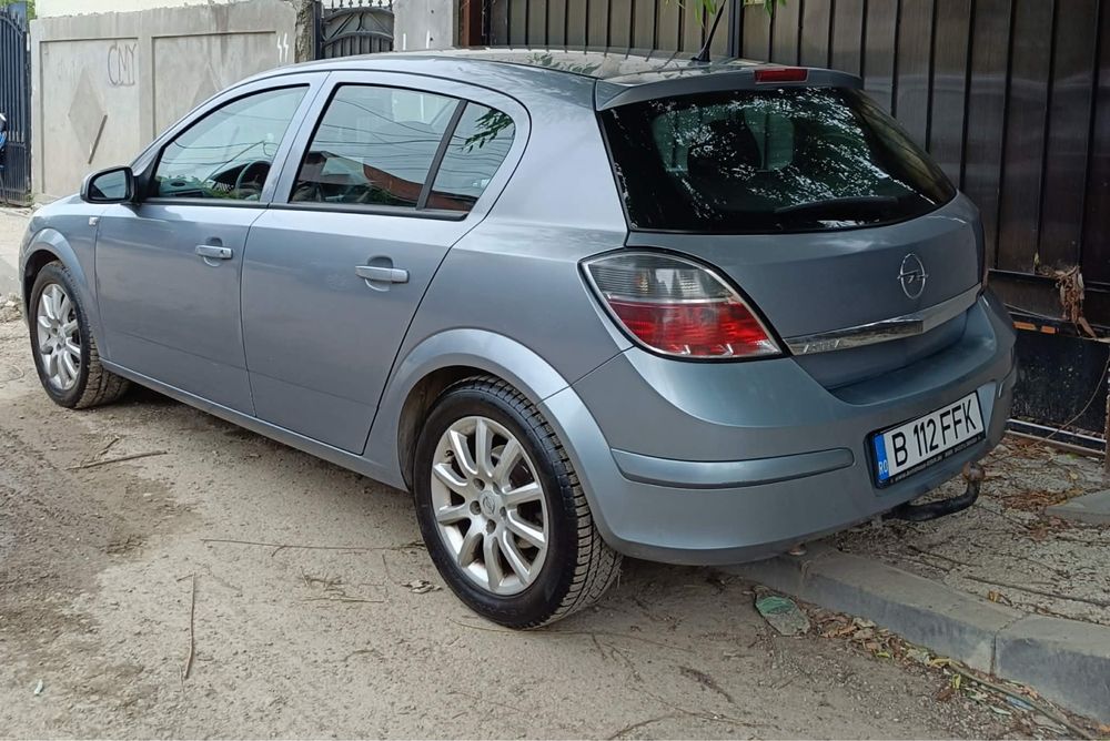 OPEL Astra 2010 — imagine 2