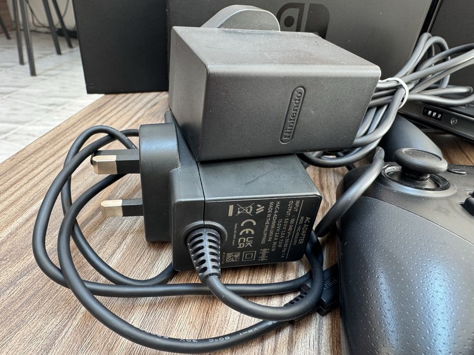 Nintendo Switch Joy-Con, Dock, Adapter, Аксесоари