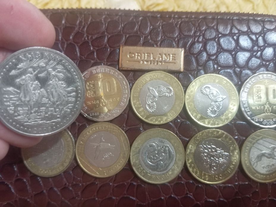 Продам монеты Казахстана