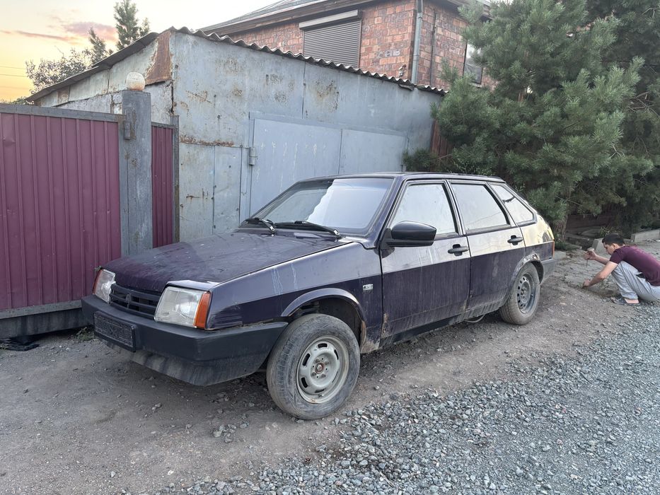 Продам мащину ваз 2109