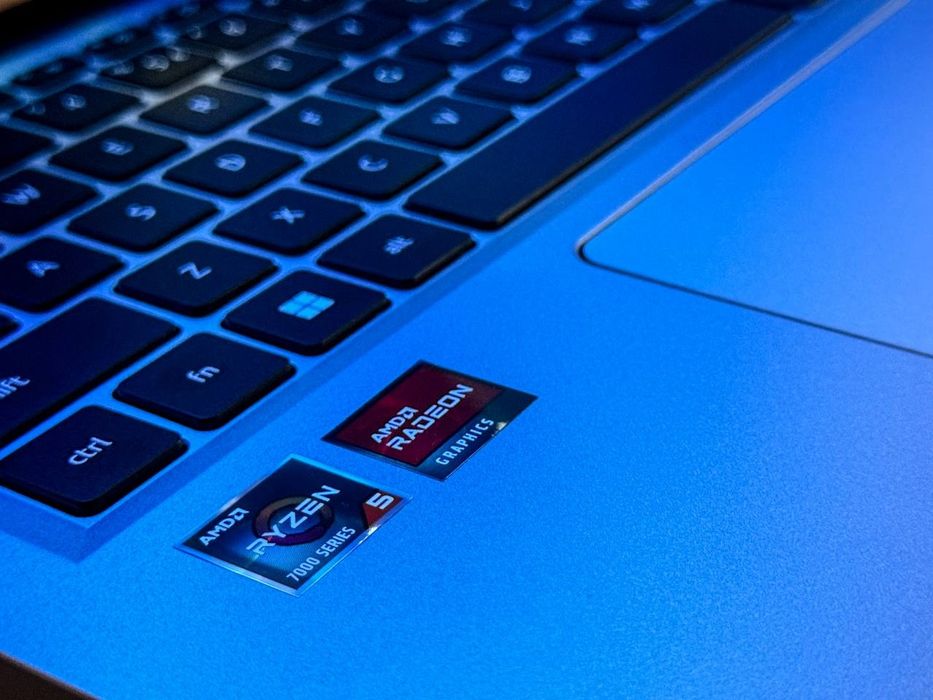 DDR5! ACER SENSOR EKRAN kuchli noutbooklar sotiladi