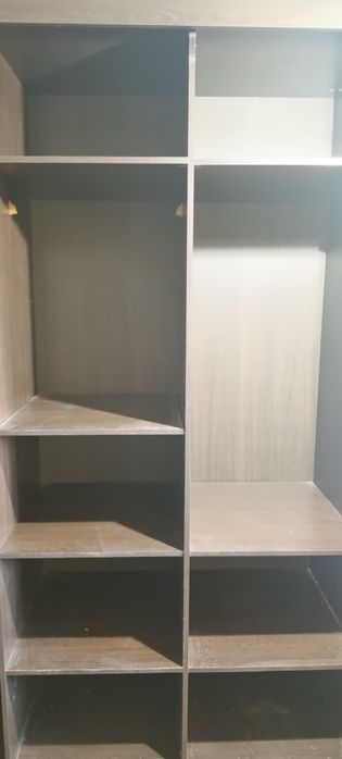 Отдам шкаф черный