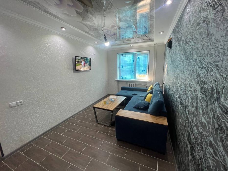 Сдается 1 комнатная квартира
С обстановкой
В горде Алмалыке