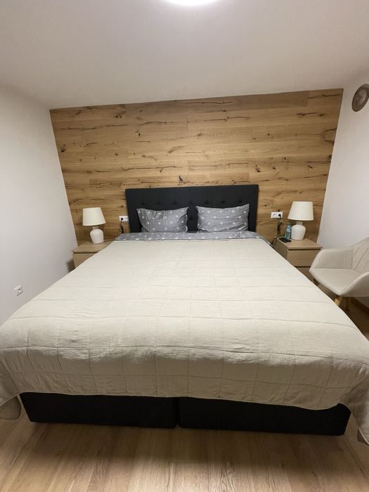 Спалня Jusk с нощни шкафчета