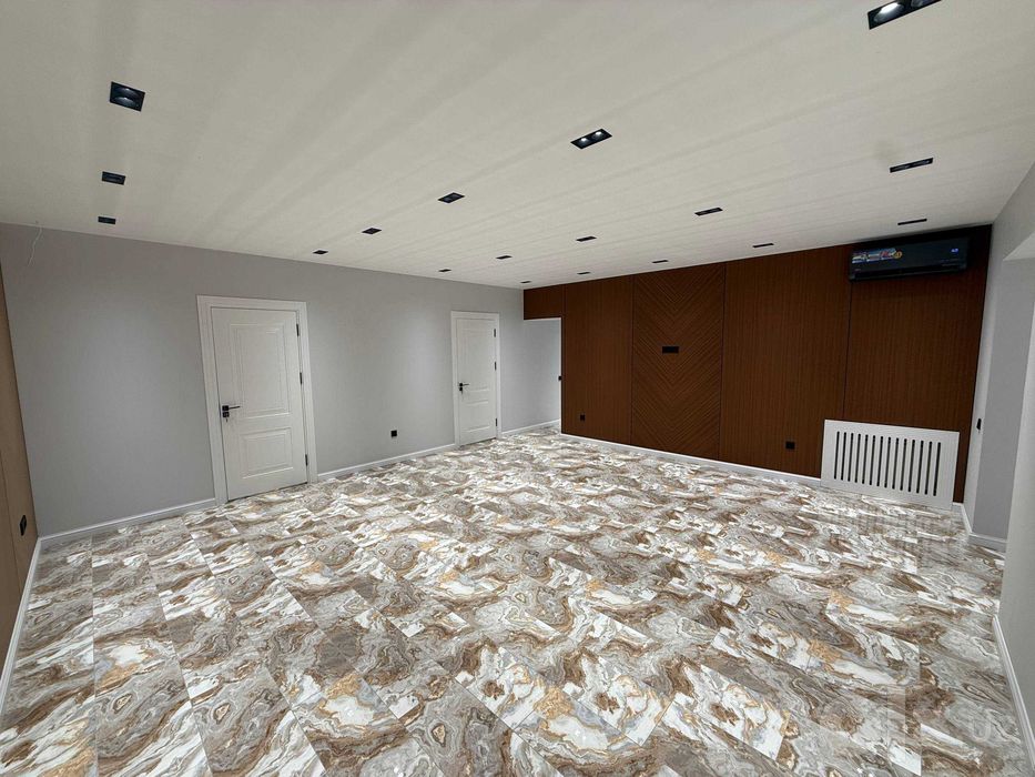 Продажа офиса 90 м² с готовым арендатором — Дархан, Akay City