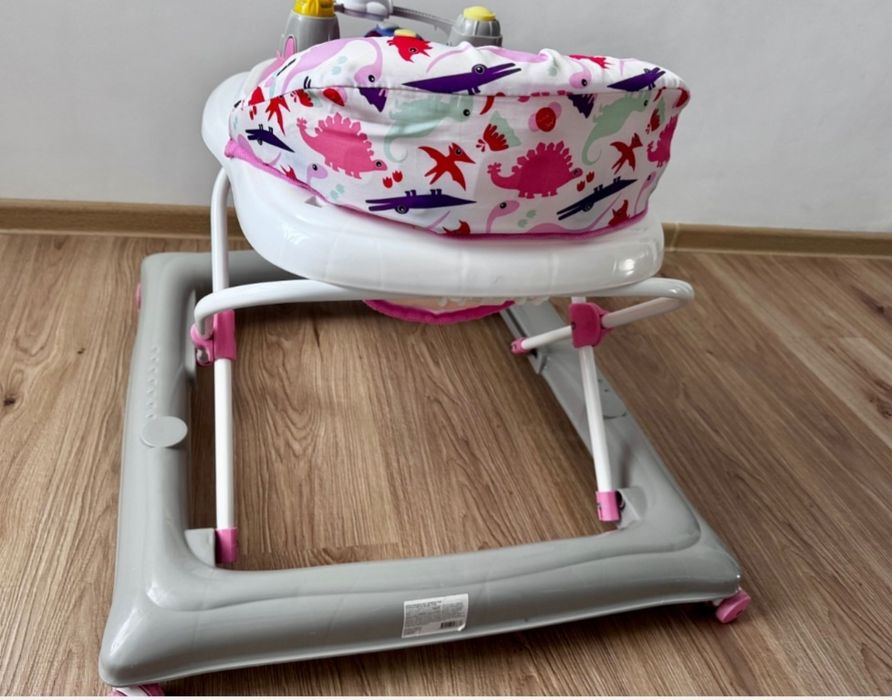 Столче за хранене и проходилка