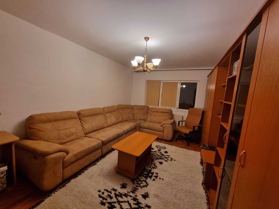 Inchiriez apartament 2 camere, Resita, zona Lunca, langa Politie